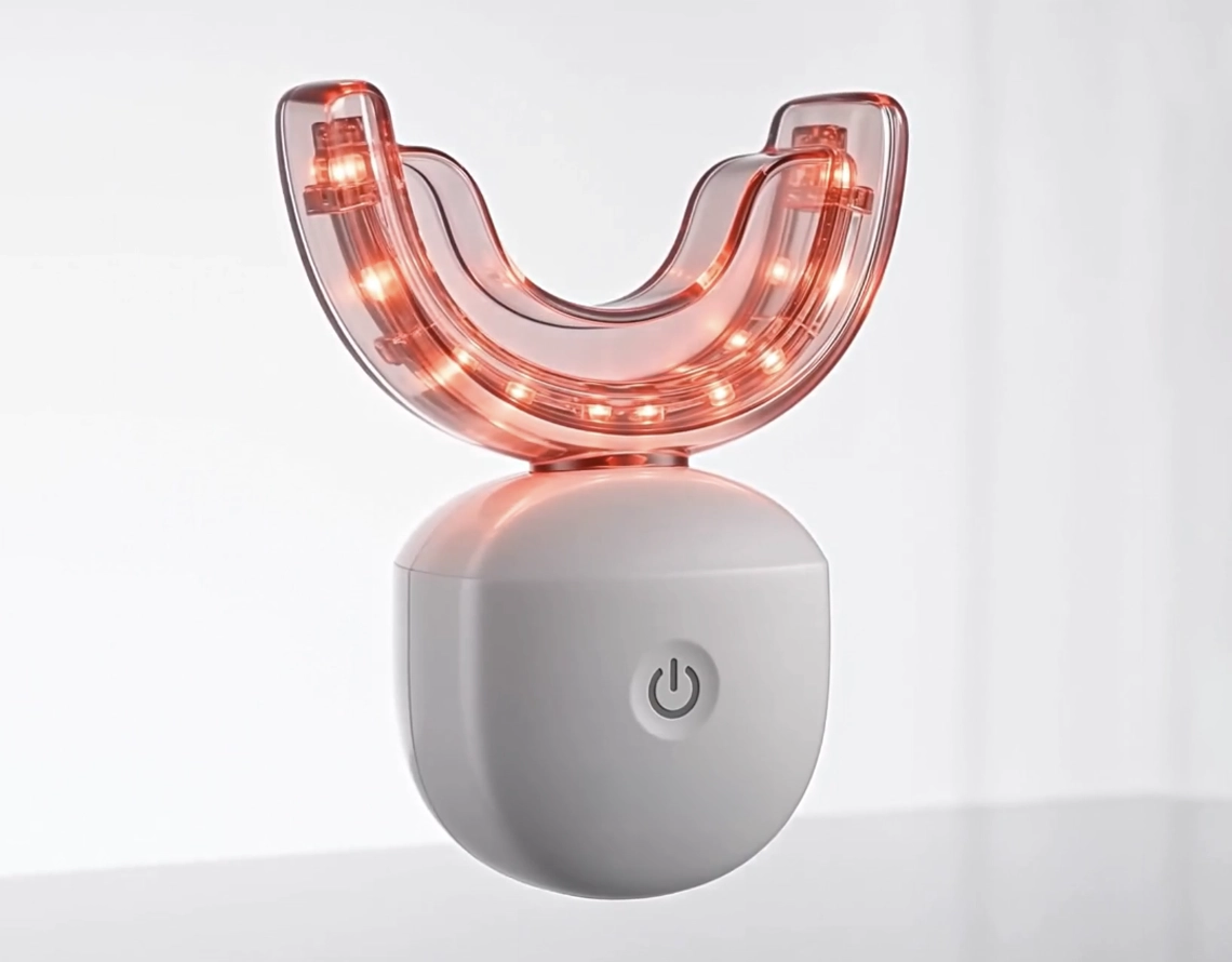 Juvalux Oral Guard device with red light mouthpiece